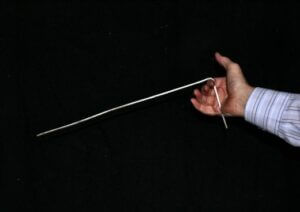 How to hold a divining rod