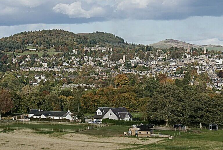 The town of crieff, a ley line town